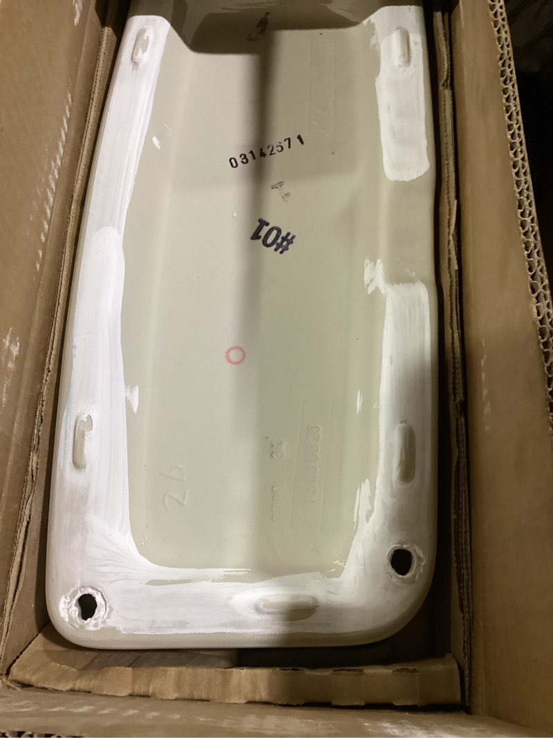 Condition photo showing Good Condition for toto tolient tank only , cotton white possibly damaged