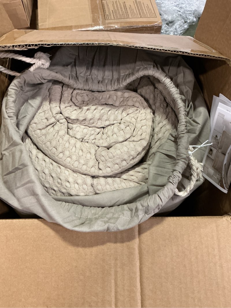 Condition photo showing New/Like New for Levtex Home Mills Waffle Full/Queen Comforter Set (90x94in) with 2 Pillow Shams (26x20in) - Beige Fawn - 100% Cotton Full/Queen Size Comforter Set - Soft, Pre-Washed Comforter - Full/Queen Beige Fawn