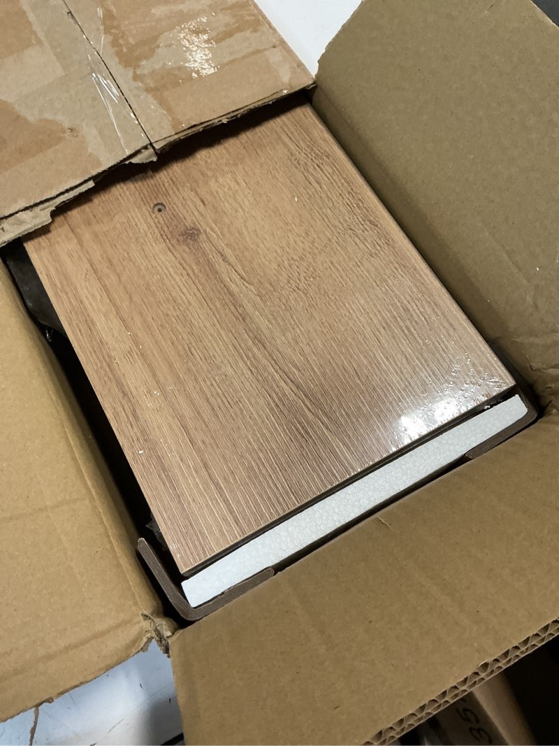 Condition photo showing New/Like New for oak floating shelves for wall?24in wall mounted display ledge shelves perfect for bedroom, bathroom, living room and kitchen decoration storage (oak, set of 2) oak 24 inch