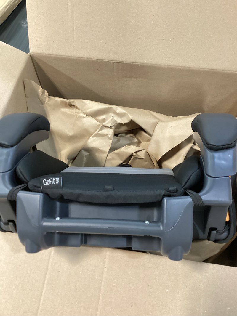 Condition photo showing Good Condition for chicco gofit cleartex plus backless booster car seat, latch attachment, quick-release latch removal, portable car booster seat for children at least 4 years old and 40-110 lbs | obsidian/black