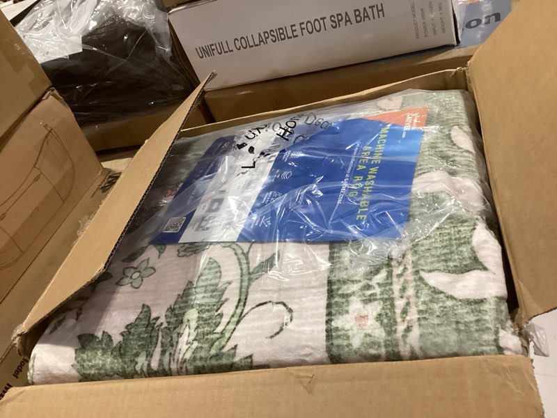 Condition photo showing Good Condition for garveehome provence 5x7 area rugs, botanical grove sage green vintage cottagecore non-slip washable rug for living room bedroom nursery kitchen low-pile retro carpet sage grove 5' x 7' (rectangular)