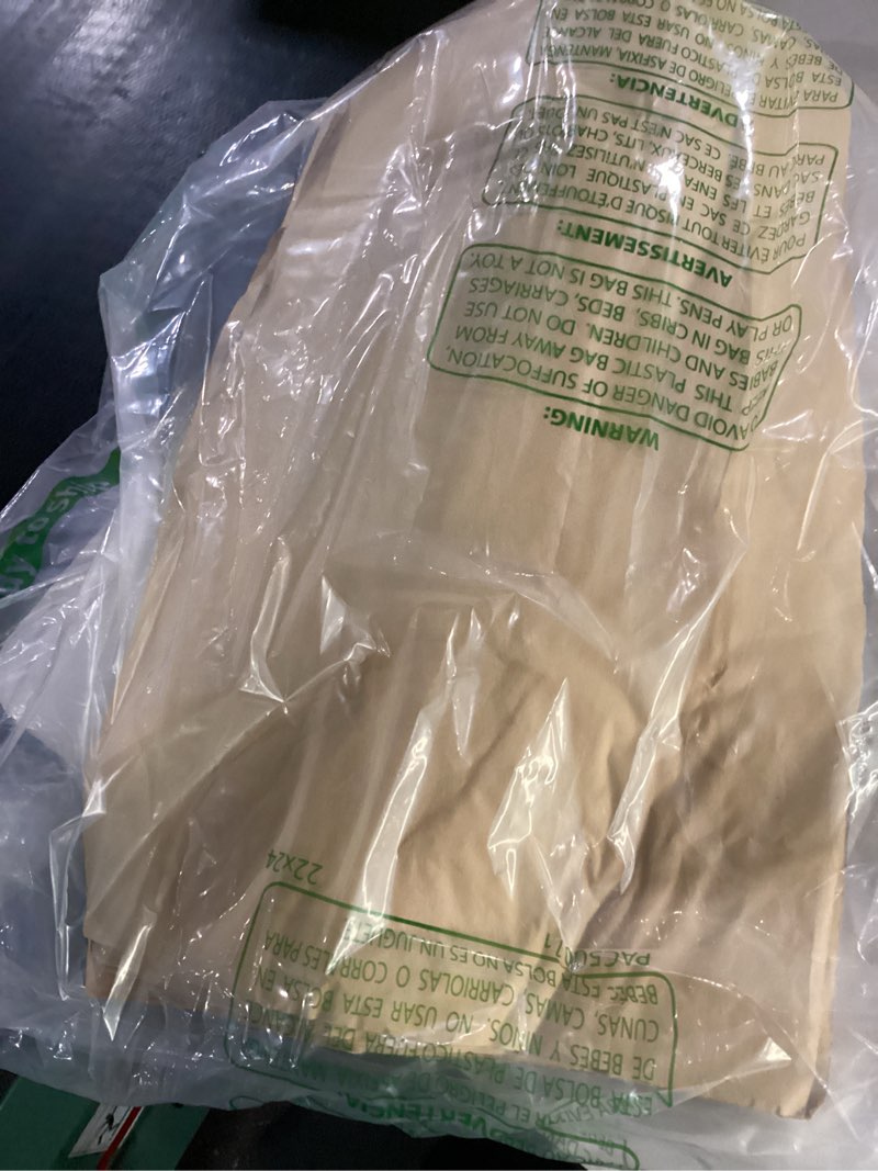 Condition photo showing Good Condition for reflective cloth(product info unknown)