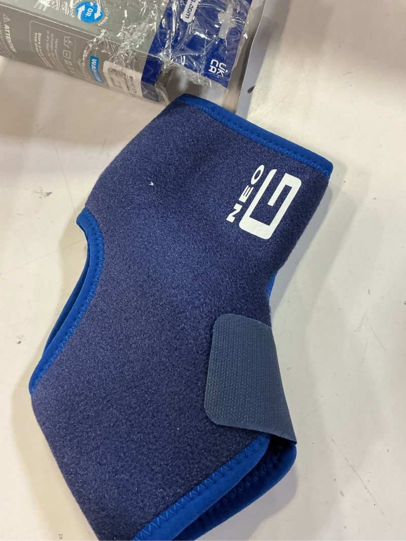 Condition photo showing Good Condition for neo g ankle support - one size