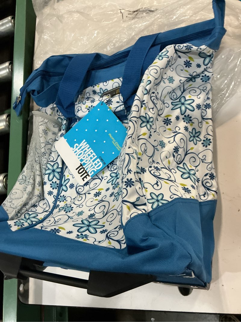 Condition photo showing Good Condition for  pacific coast signature large rolling shopper tote bag