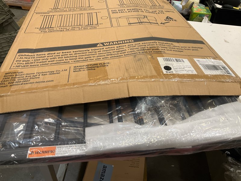 Condition photo showing Good Condition for keny 36" extra tall baby gate for doorways, fits openings 29.7" to 46" wide, auto close pressured mounted dog gate for stairs, no drilling easy install pet gate, black black 29.7-46"wide,36"tall