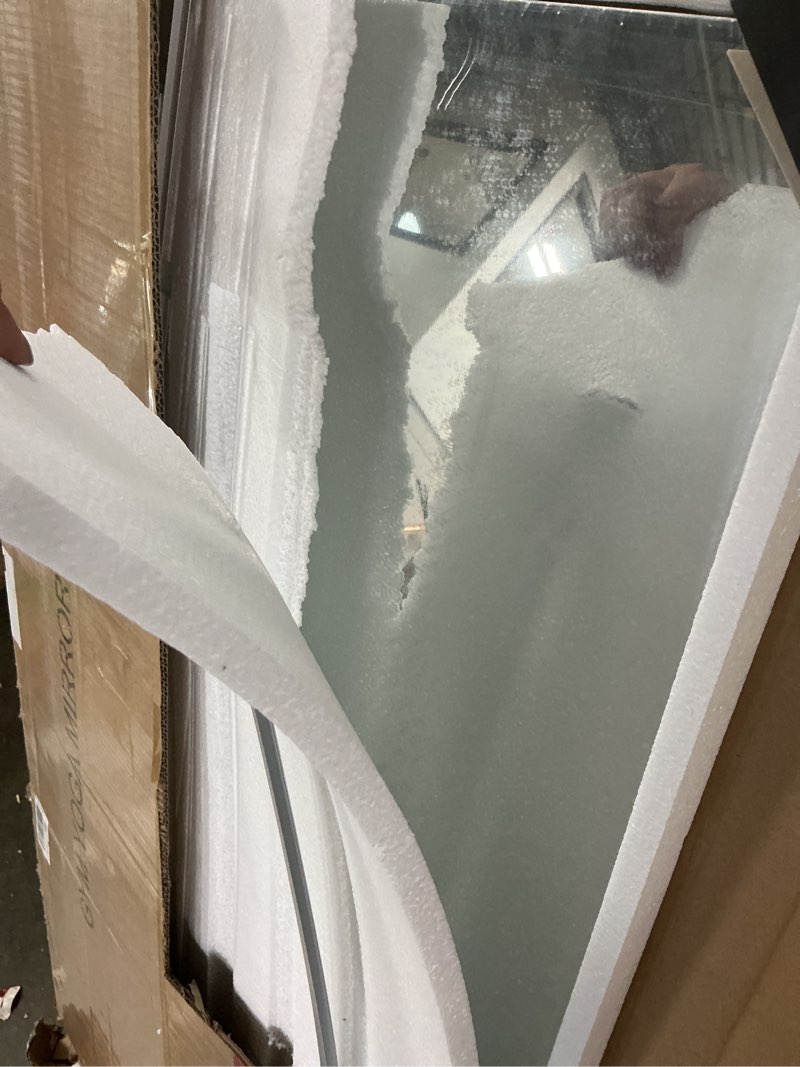 Condition photo showing Good Condition for loaao home gym mirror, 48"x24"-3 pcs gym mirrors for wall, frameless, tempered glass, large workout mirrors for home gym, dance studio, yoga room, garage gym 48"x24"-3pcs