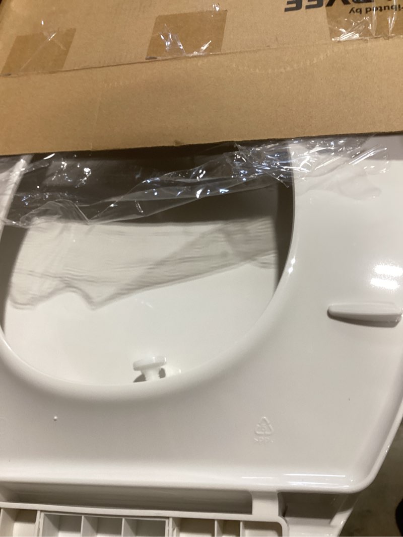 Condition photo showing Good Condition for Elongated Toilet Seat with Slow Close, Quiet Close, Never Loosen Durable Lid, Easy to Install & Clean, 19 Inch, White, Polypropylene (PP) White, Standard Elongated (19?)