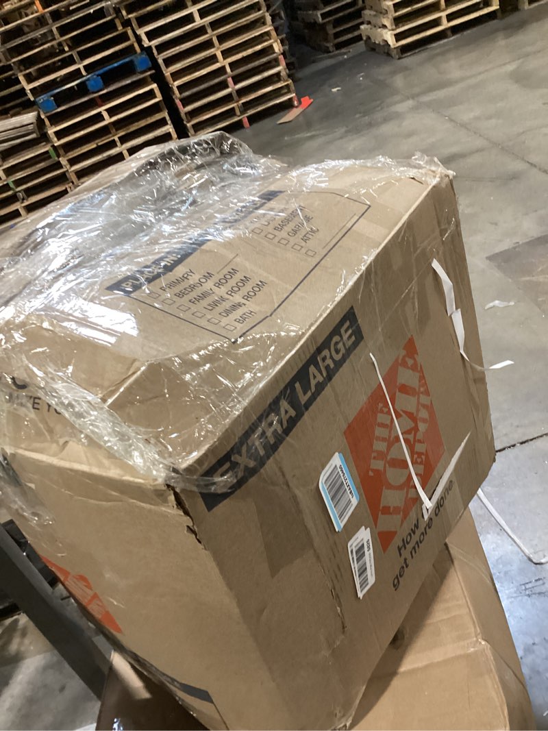 Condition photo showing Good Condition for gtplayer gaming chair, computer chair with footrest and lumbar support, height adjustable game chair