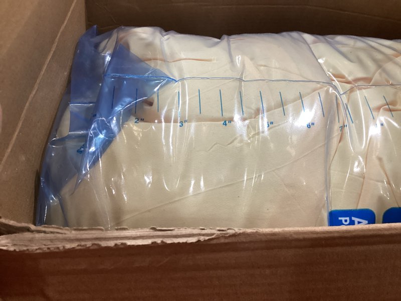 Condition photo showing New/Like New for Bedsure Tufted Boho Comforter Set California King Size - Beige Boho Bed Set, GentleSoft™ 3 Pieces Farmhouse Shabby Chic Embroidery Bedding, Gifts for Woman, Soft Jacquard Comforter for All Seasons California King 01 - Beige - Elegant