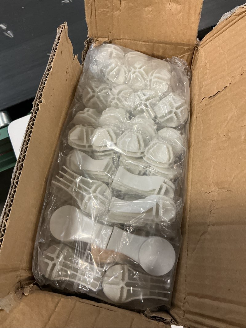 Condition photo showing Good Condition for awtatos cube storage organizer storage 12 cube bookshelf diy plastic closet clothes storage shelves with wooden mallet, stackable storage solution for home, bedroom, white