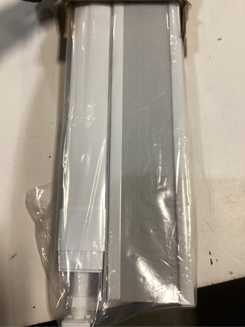 Condition photo showing Good Condition for blindsavenue cordless top down bottom up cellular honeycomb shade, 9/16" single cell, light filtering, cotton white, size: 23" w x 72" h cotton white 23"w x 72"h