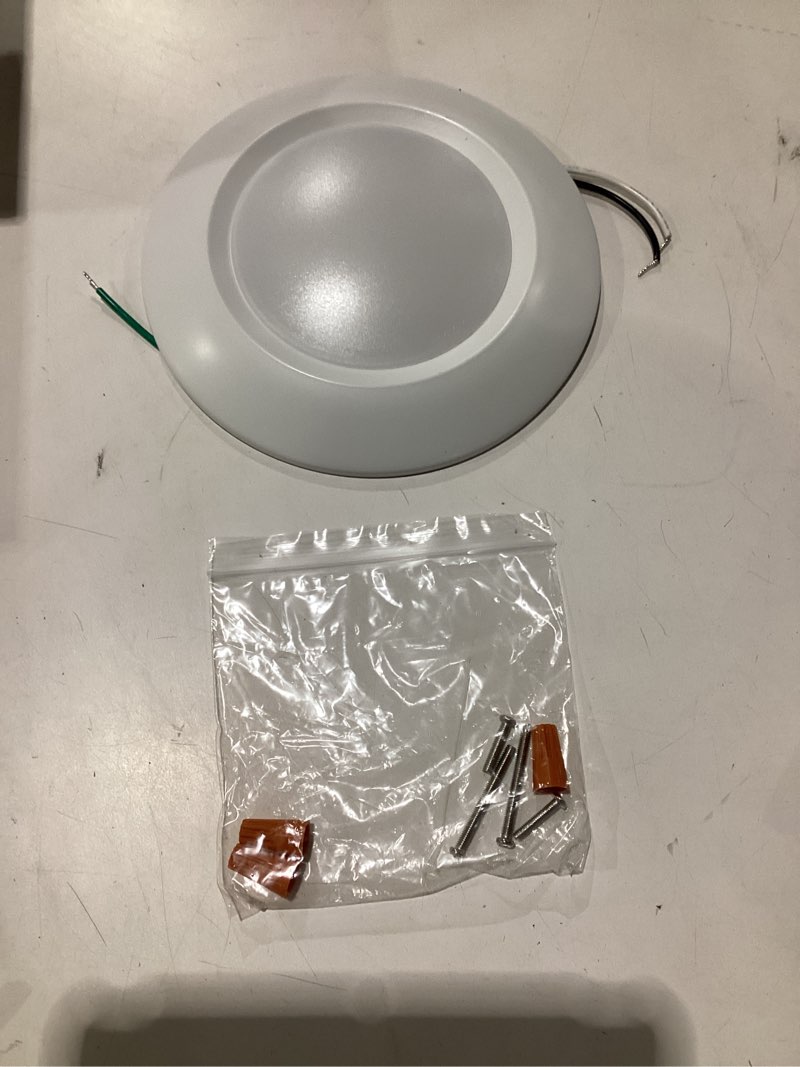 Condition photo showing Good Condition for **untested** jullison 6 inch led low profile recessed & surface mount disk light, round, 15w, 900 lumens, 3000k warm white, cri80, driverless design, dimmable, cetlus listed, white(1 pack)