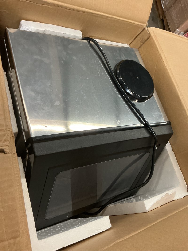 Condition photo showing As Is for commercial ice maker machine 120lbs/day, undercounter ice makers30lbs storage bin and 45 ice trays, icemaker machine double water inlet with water line, ice scoop 120lb/24h freestanding lce maker