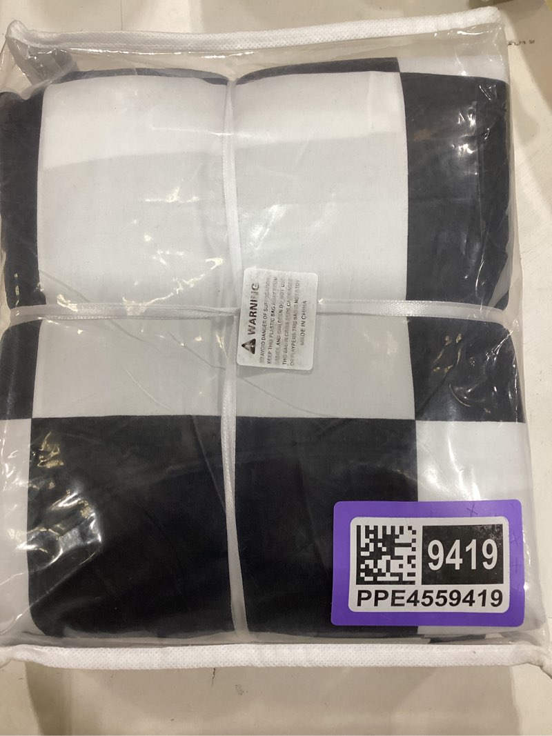 Condition photo showing As Is for Queen Size Sheet Set 4 Piece -Microfiber Soft Durable Bedding Sheet Set,Deep Pocket,Stain,Fade & Wrinkle Resistant (Plaid Black&White) Plaid Black&white Queen