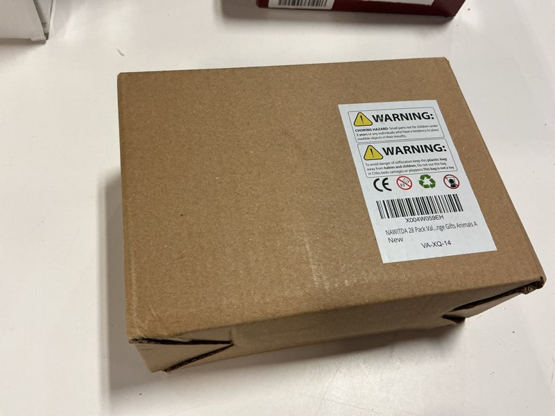 Condition photo showing New/Like New for 28 Pack Valentines Day Cards for Kids Classroom, Kawaii Mochi Squishies Fidget Toys with Valentines Cards, Classroom Gift Exchange, School Party Favors for Boys Girls Toddlers