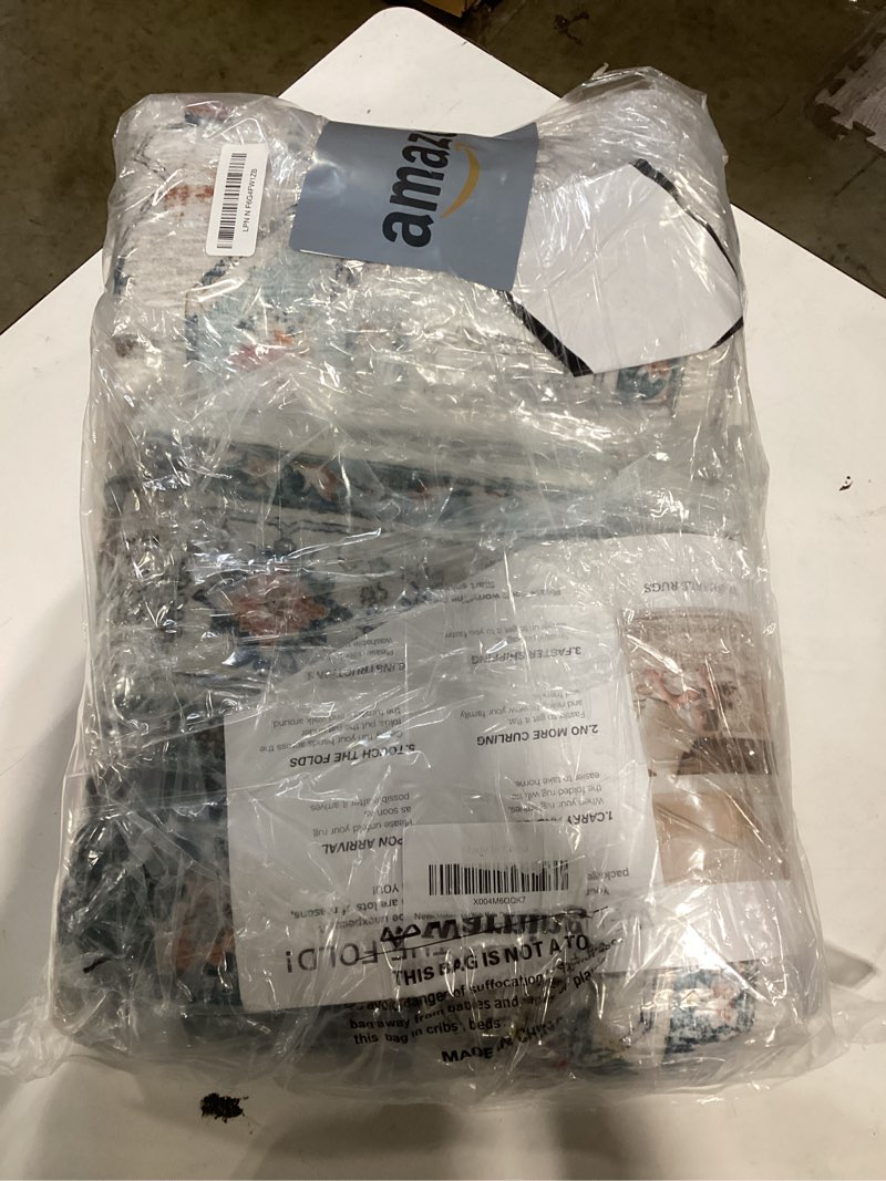 Condition photo showing Good Condition for madane 4x10 wide hallway runner rug washable for living room, blue | soft stain resistant ktichen runners 10ft, vintage non slip low pile area rugs, thin floor carpet for bathroom dining bedroom blue 4' x 10' (runner)