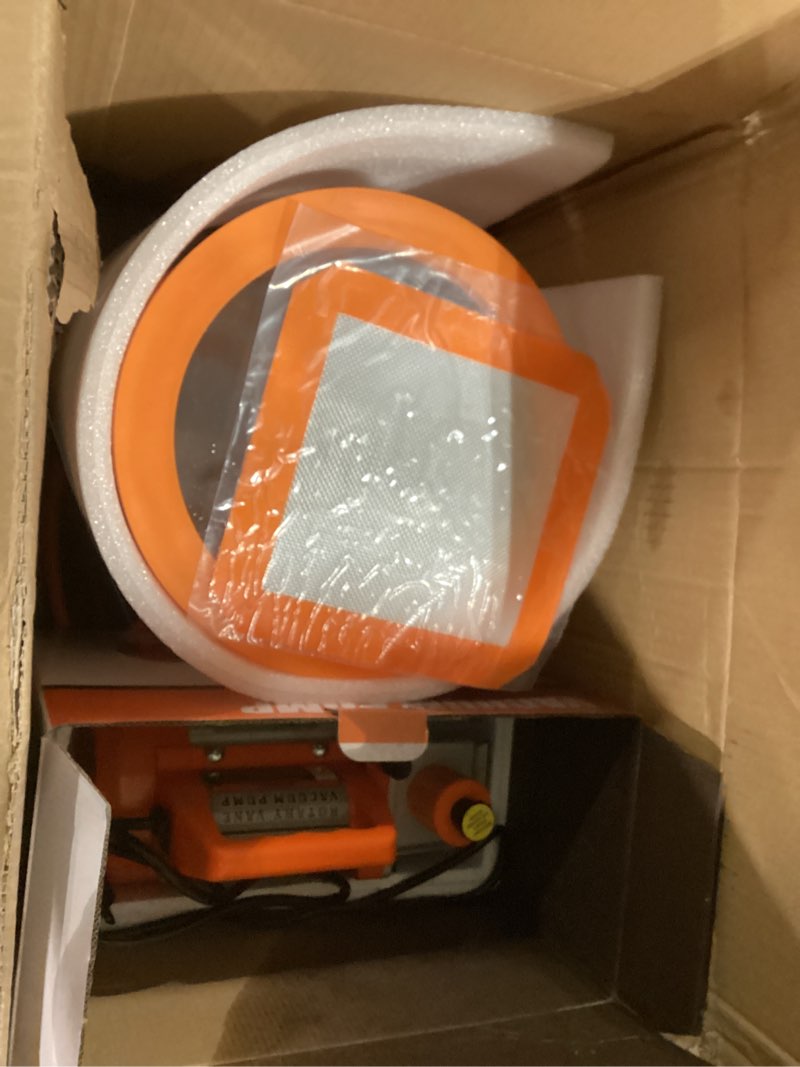 Condition photo showing Good Condition for bacoeng 3 gallon vacuum chamber with 4 cfm vacuum pump, acrylic degassing chamber kit for resin, silicone and epoxies 3 gallon chamber & pump