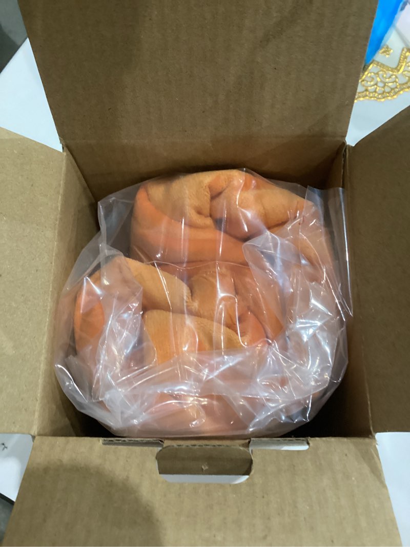 Condition photo showing Good Condition for SOCHOW Decorative Throw Pillow Covers 20x20 Inches Set of 2, Soft Cow Print Flannel Fleece Pillowcase Square Cushion Covers for Sofa Couch Bed, Black/White 20" x 20" (Pack of 2) Black/White