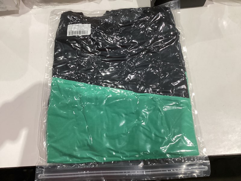 Condition photo showing New/Like New for CHICGAL Sweatshirt for Women Long Sleeve Shirts Crewneck Color Block Loose Fit Pullover Fall Tops Medium Black Mint Charcoal