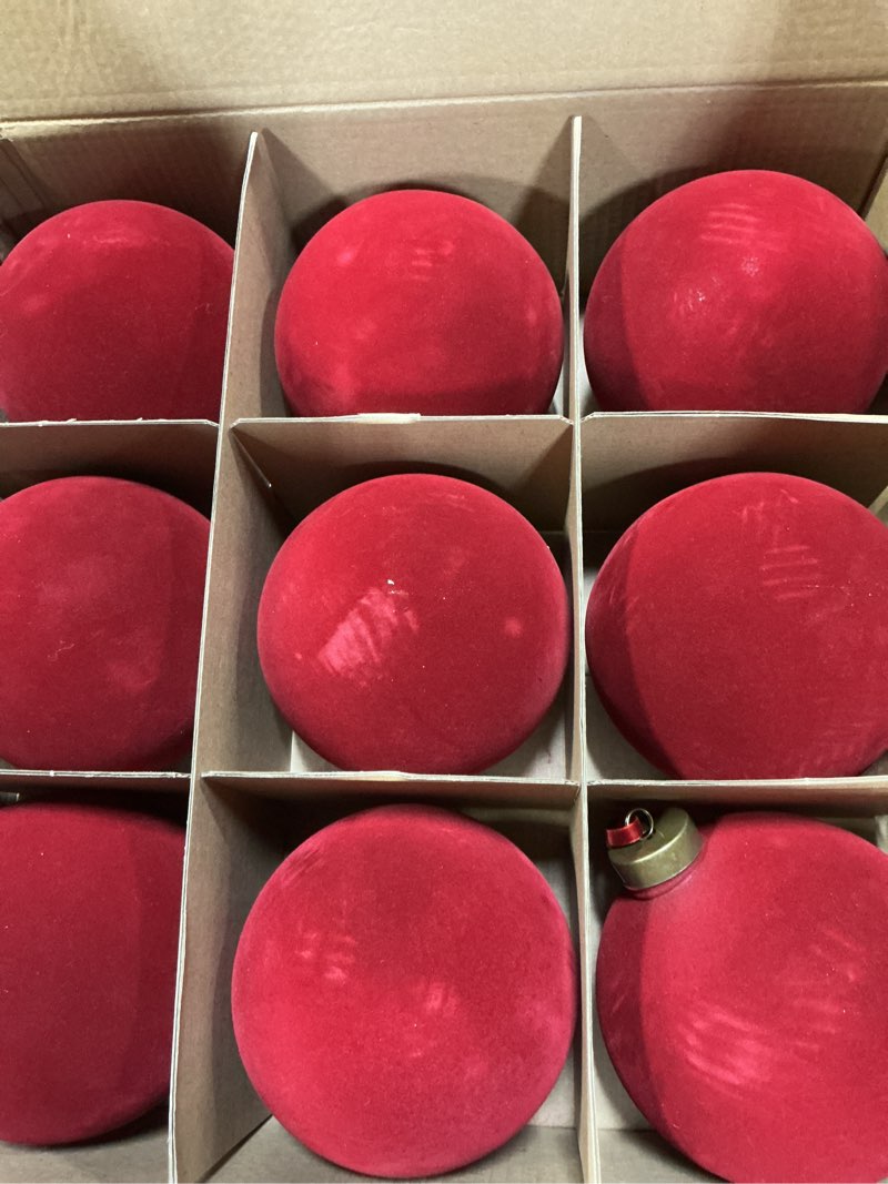 Condition photo showing Good Condition for 9 PCS Christmas Velvet Balls Flocked Xmas Tree Ball Ornaments Christmas Large Ball Set Xmas Tree Hanging Decoration 4 Inch, 6 Inch (Red, 6inch) Red 6inch