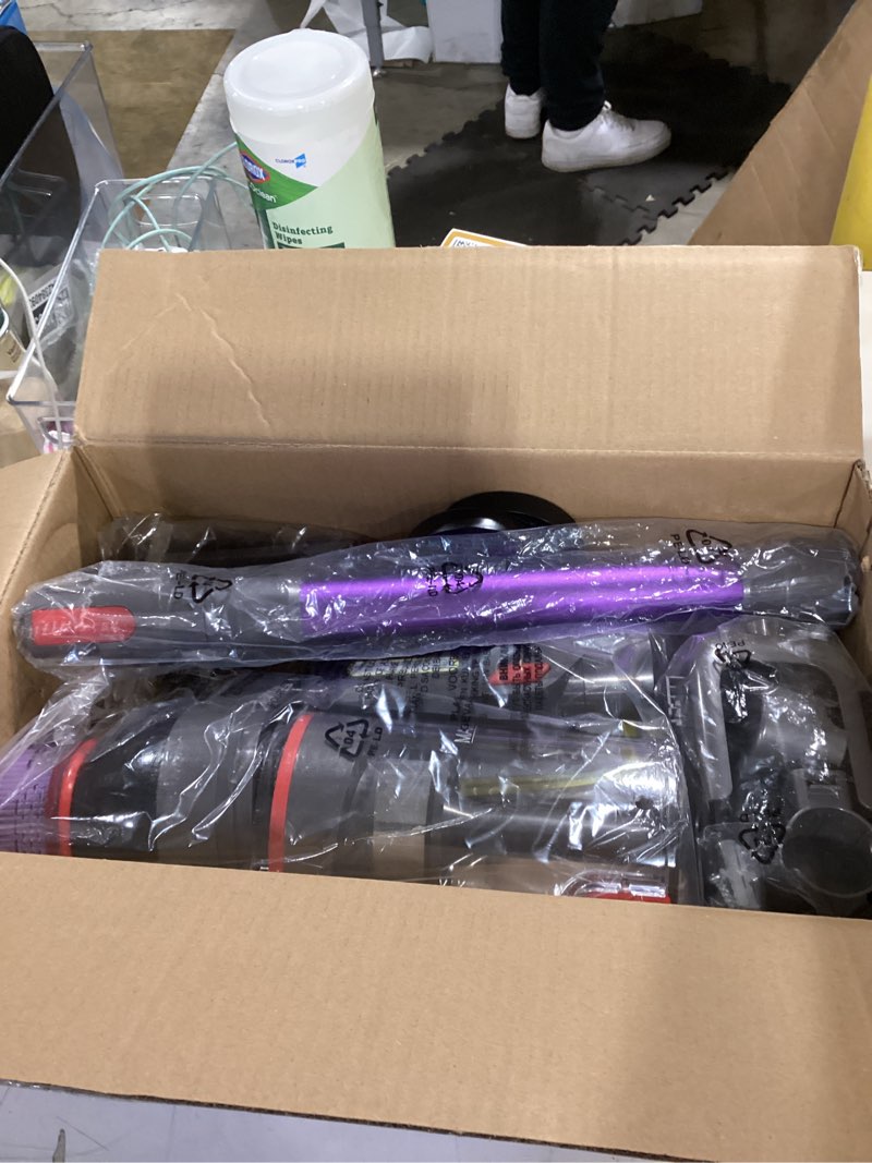 Condition photo showing Good Condition for Cordless Stick Vacuum Cleaner - 550W Powerful Cordless Vacuum with HEPA Filter, Up to 50min Runtime & Tangle-Free Lightweight & Detachable Battery for Pet Hair Carpet Hardwood Floor Cleaning