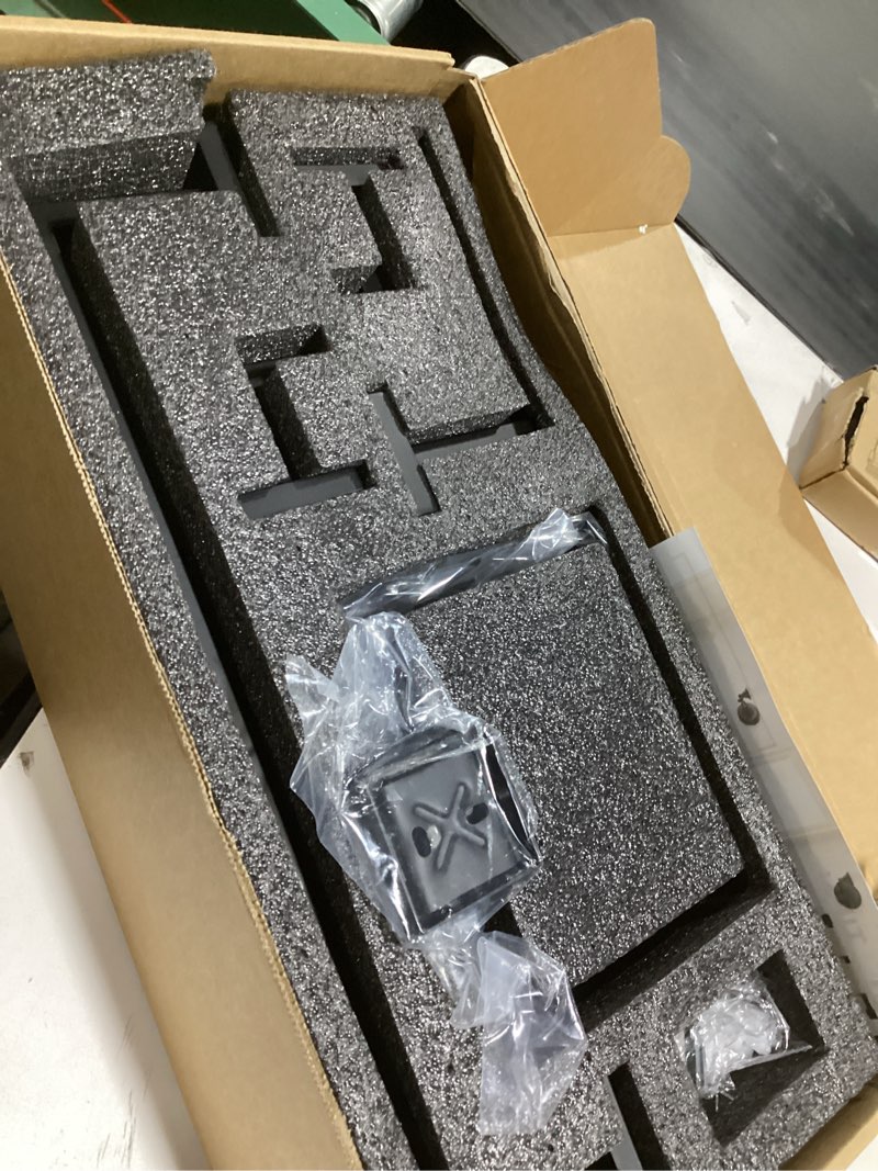 Condition photo showing Good Condition for Bathroom Accessories Towel Bar Set: 10 Pieces Matte Black Bathroom Hardware Square SUS304 Stainless Steel - Wall Mounted Towel Rack&Toilet Paper Holder&Towel Ring and Towel Hook Matte Black 10 Pieces