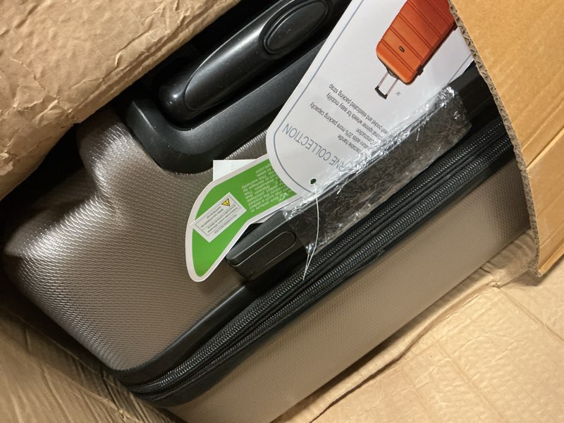 Condition photo showing Good Condition for rockland melbourne hardside expandable spinner wheel luggage, checked large 28", silver silver checked large 28"