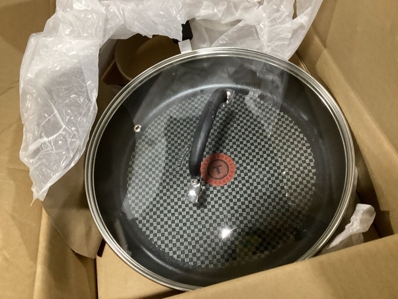 Condition photo showing New/Like New for T-Fal Ultimate Hard Anodized Nonstick Fry Pan With Lid 12 Inch, Oven Broiler Safe 400F, Lid Safe 350F, Cookware, Pots and Pans, Kitchen Frying Pans, Skillets, Home, Dishwasher Safe, Black Hard Anodized Nonstick 12-Inch Fry Pan With Lid