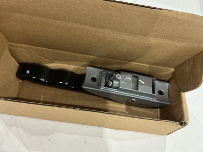 Condition photo showing Good Condition for 830644 deluxe handle for a&e and dometic awning lift