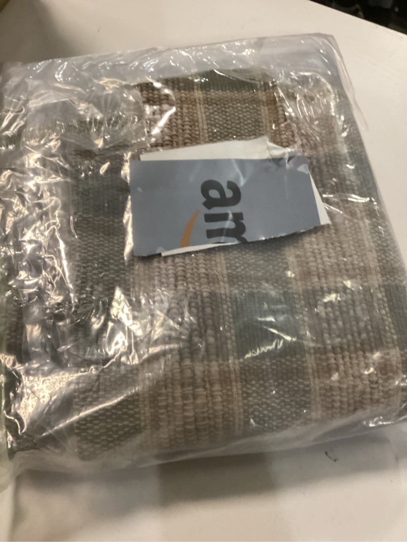 Condition photo showing Good Condition for Loloi Amber Lewis Golden Collection PAL0062 Olive/Multi 20'' x 20'' Cover Only Pillow Olive / Multi 20'' x 20'' Cover Only