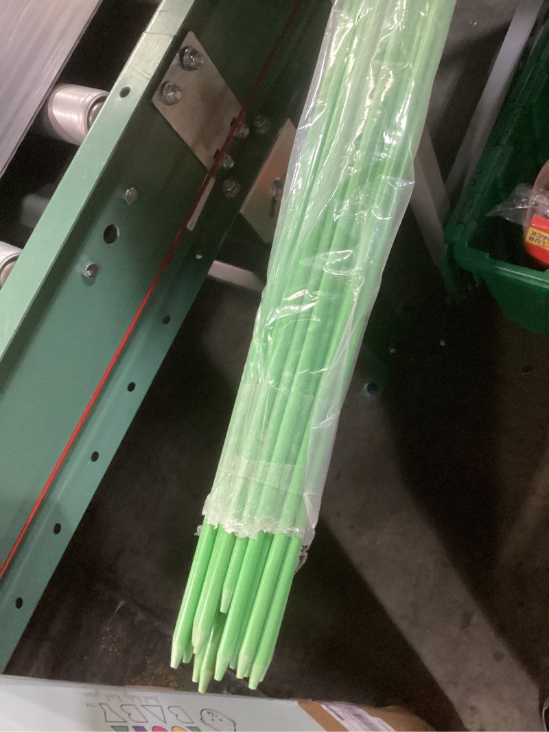 Condition photo showing Good Condition for anley 20 pack 48" reflective driveway markers, snow stakes with fiberglass pole & hammer cap - 4 ft high visibility safety markers reflective strip for snow plowing and landscape (1/4" dia, green)