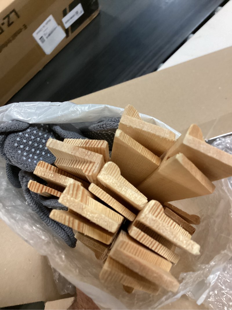 Condition photo showing As Is for starry 3 pack wood 16x20 canvas frame kit easy to assemble diy wooden canvas stretcher bars for needlepoint arts canvas painting oil painting diamond painting