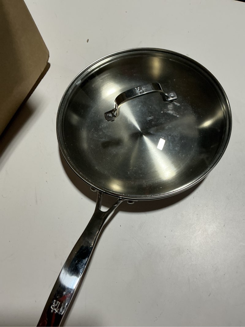 Condition photo showing Good Condition for henckels clad h3 10-inch induction frying pan with lid, stainless steel, durable and easy to clean stainless steel 10-inch