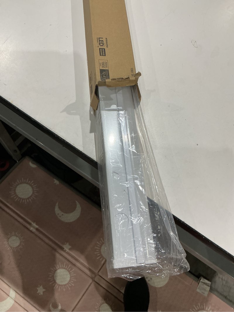 Condition photo showing Good Condition for 4 ft. 32-watt equivalent plug-in direct wire integrated led white linkable strip light fixture 1800 lumens 4000k