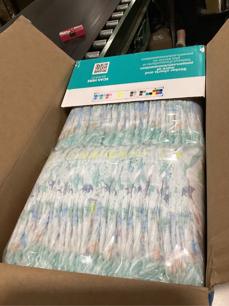 Condition photo showing New/Like New for pampers training pants - easy ups girls & boys - size 3t-4t, 124 count, peppa pig potty underwear (packaging may vary) 3t-4t 124