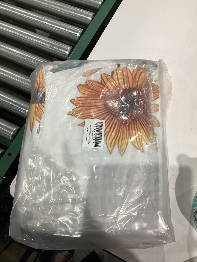 Condition photo showing New/Like New for Autumn Harvest Fall Queen Comforter Set - 7 Pieces Bed in a Bag Set,Thanksgiving Pumpkin Bedding Sets Queen with Bohemian Sunflower Floral Quilted Comforter,Flat Sheet,Fitted Sheet,Pillowcases Orange White Queen