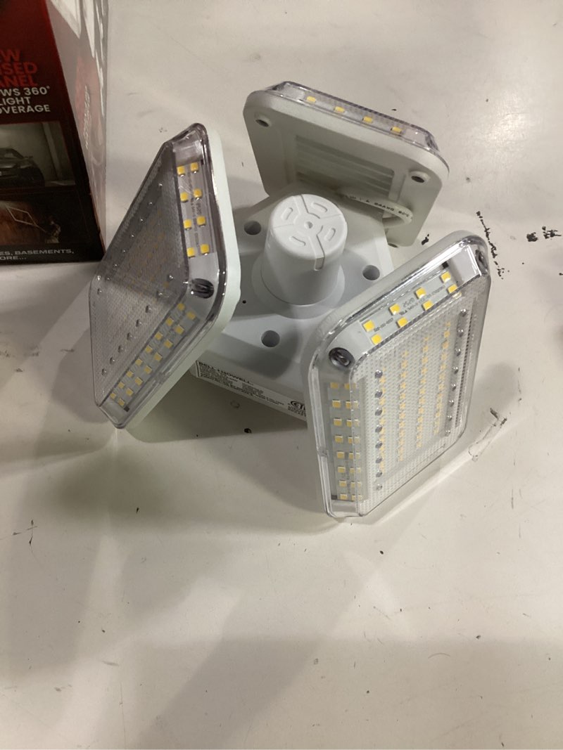 Condition photo showing Good Condition for bell+howell triburst pro 360 led shop light - 5500 lumens, multi-directional panels, 288 super bright leds, 80% energy saving, easy install, fits standard sockets, covers 3200 sq ft