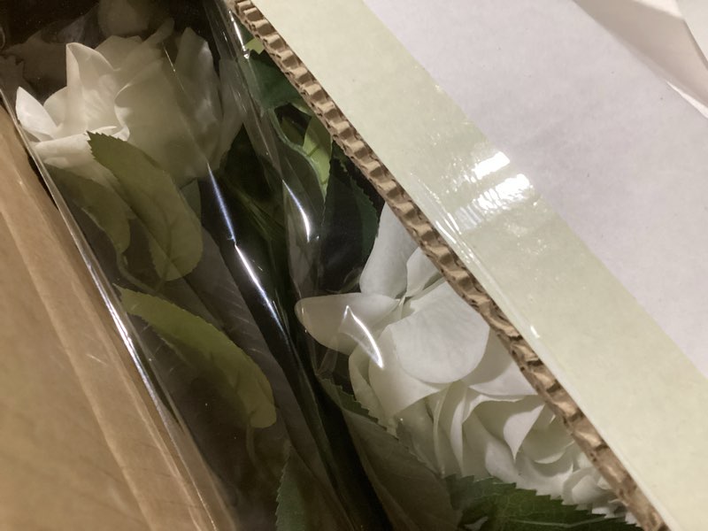 Condition photo showing Good Condition for White Fake Flowers for Wedding Decor,Realistic Artificial Flowers Indoor 5 Bouquets?15 Heads? for Room Decor,Real Touch Fake Roses for Bathroom Kitchen Cake Bride Centerpieces Backdrop Decor?No Vase?