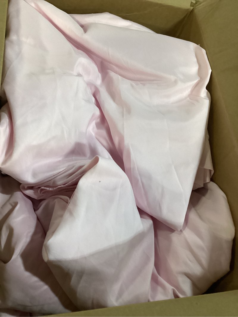 Condition photo showing As Is for 12 Pack Pink Tablecloths - 120 inch Round Table Cloths, Polyester, Waterproof, Stain Resistant, Wash