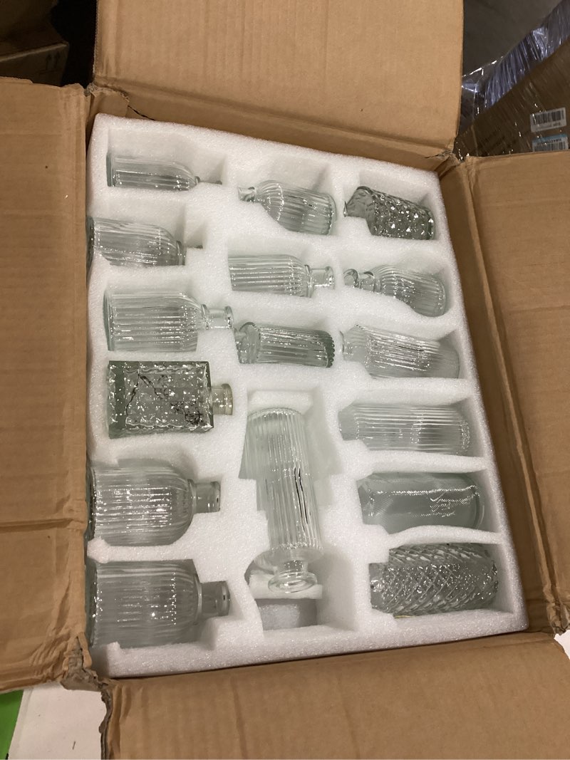 Condition photo showing Good Condition for aheroi 32 pcs bud vase set, clear vases for centerpieces, cute glass bud vases small vases for flowers, mini vase flower vase set for wedding decorations, room office table decor clear-32pcs 32 pcs