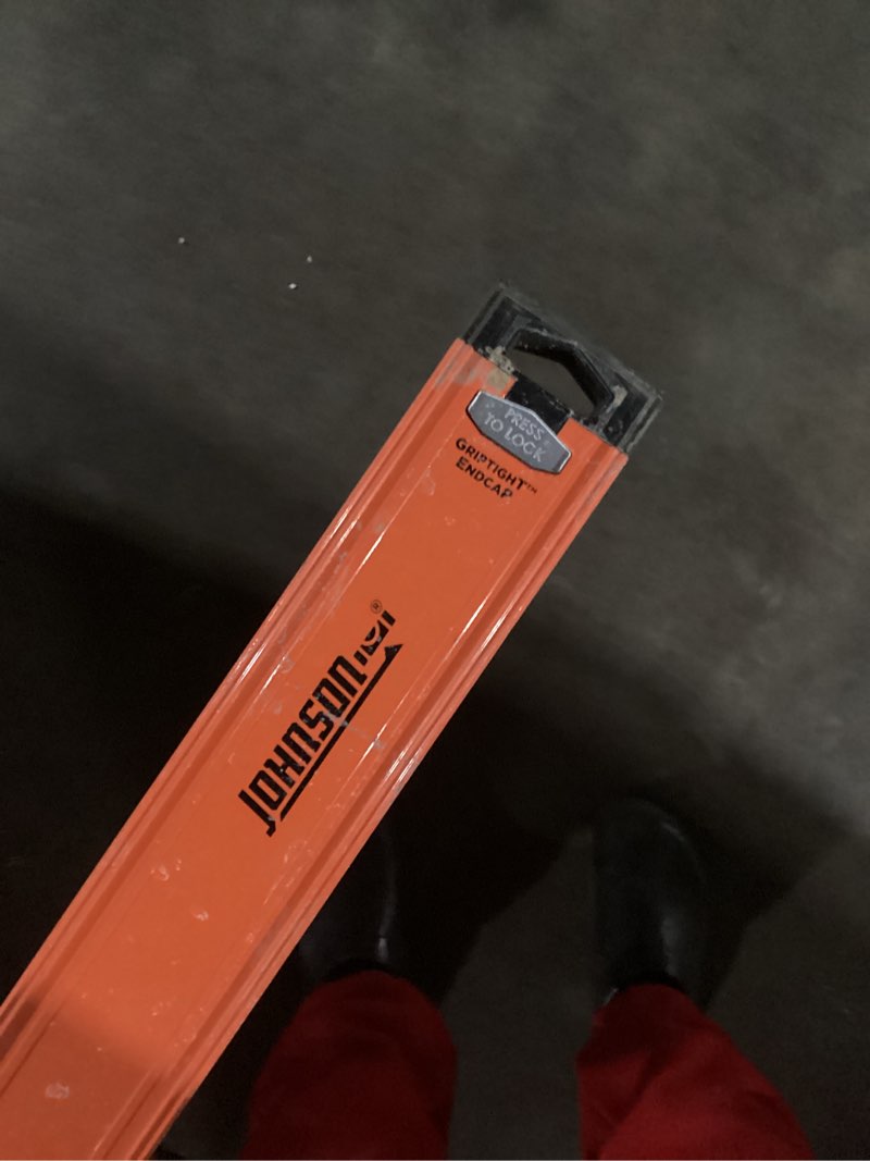 johnson level aluminum 96-in 3 vial box beam level