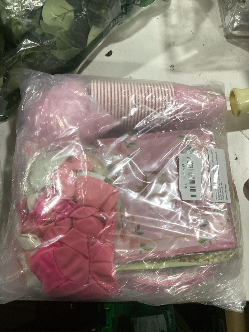 Condition photo showing Good Condition for Princess Plates and Napkins Party Supplie - Serves 16 - Princess Birthday Decorations Includes Paper Plates Cups Napkins Cutlery Balloons Banner Tablecloth Party Favor Décor Idea