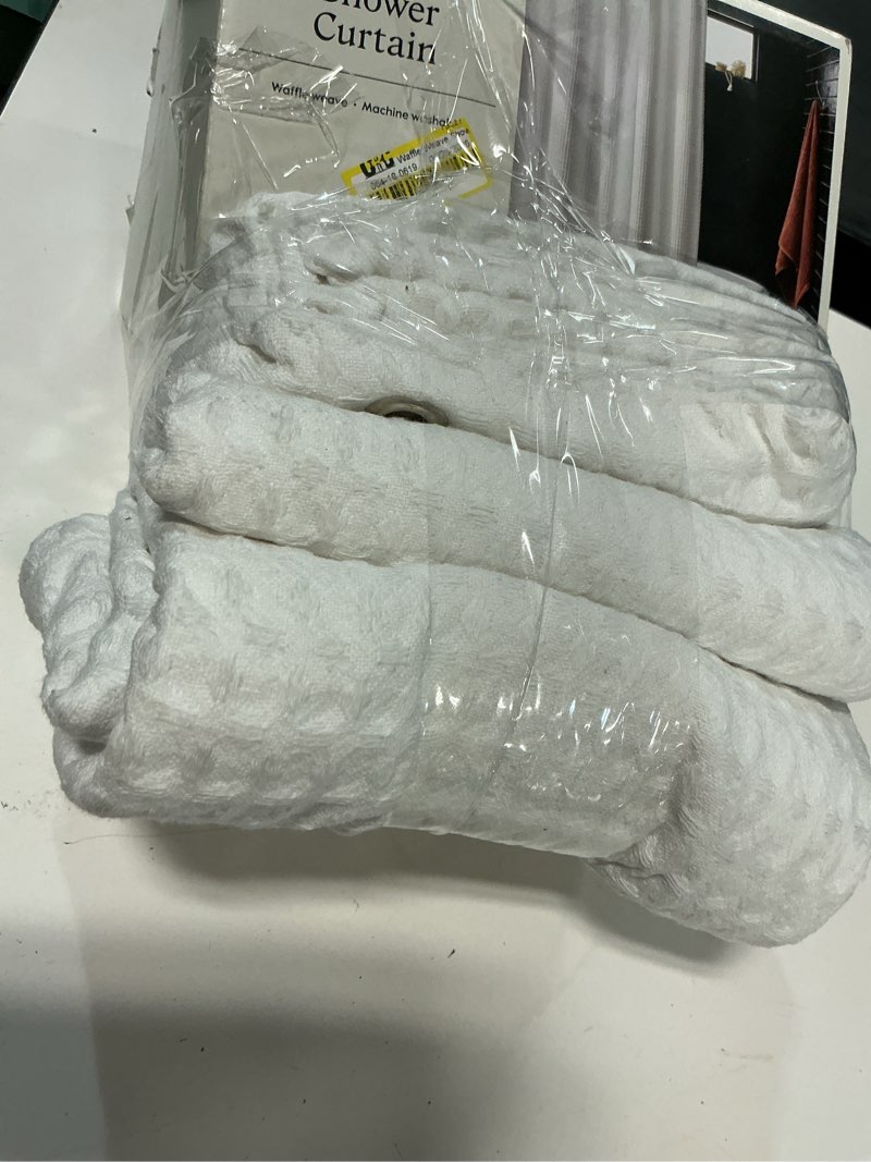 Condition photo showing Good Condition for threshold waffle shower curtain white