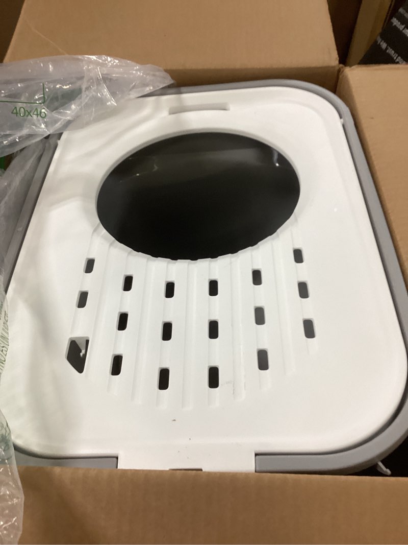 Condition photo showing Good Condition for IRIS USA Cat Litter Box, Large Cat Box Enclosure, Top Entry with Litter Catching Lid, Enclosed with Scoop, Gray/White Rectangular Gray w/ Scoop