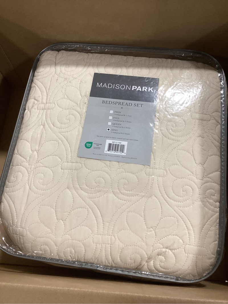 Condition photo showing As Is for Madison Park Quebec King Size Quilt Bedding Set - Cream , Damask – 3 Piece Bedding Quilt Coverlets – Ultra Soft Microfiber Bed Quilts Quilted Coverlet