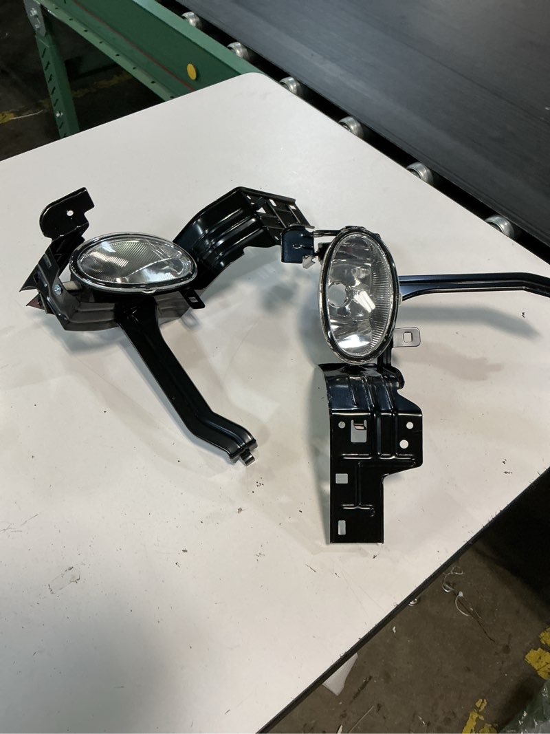 Condition photo showing Good Condition for fog lights for honda accord 2008-2010 ho2592120 | durable abs, h11 bulb, plug-and-play, waterproof, all-weather use