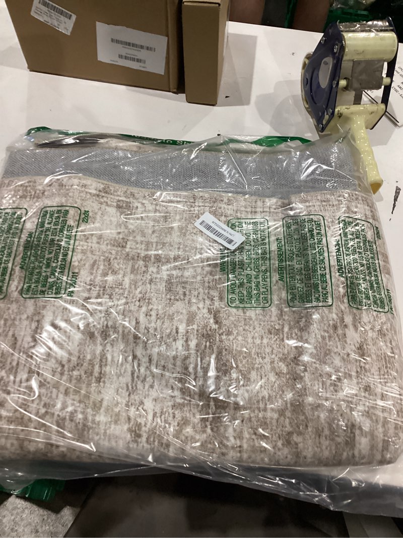 Condition photo showing Good Condition for Runner Rug 2'6" x 12' Washable Non-Slip Runner Rugs for Kitchen Bathroom Laundry Room Vintage Ultra Thin Runners for Hallway Entryway Brown Brown 2'6" x 12' (Runner)