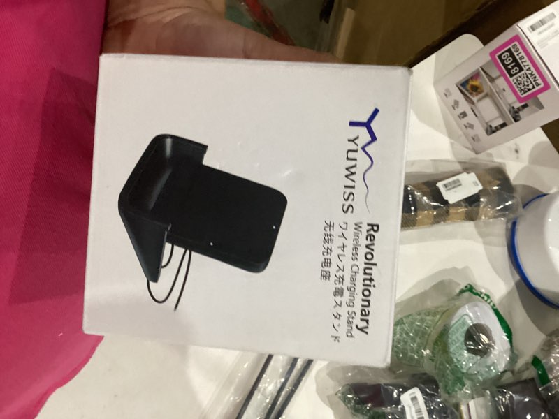 Condition photo showing Good Condition for wireless charger yuwiss wireless charging stand cordless charger 10/7.5/5w compatible with iphone 14 13 12/12 /11pro max/xr/xs max/xs/x/8/8plus galaxy s22/s21/s9/s9+/s8/s8+ note black