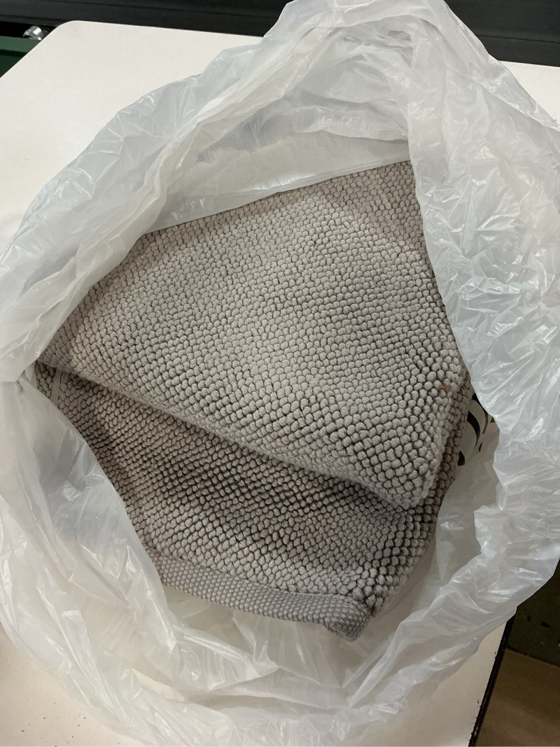 Condition photo showing Good Condition for turkish cotton bath mat bundle, one size, grey