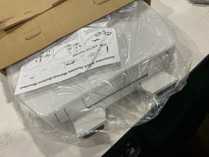 Condition photo showing Good Condition for 1m family toilet seat, patented slow close & quick releasing technology, anti-wiggling, easy to install and clean, standard elongated with toddler seat built in (1 piece) 1 elongated with toddler seat built in